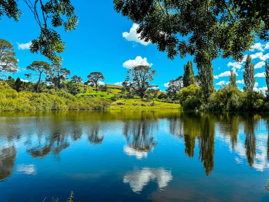 Hobbiton - Appellation Wine Tours